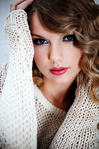 See more photos & videos http://poplovephoto.info/taylor_swift